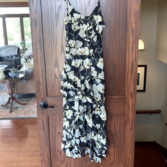 INC International Concepts black floral dress. Size 4 - Picture 5 of 10